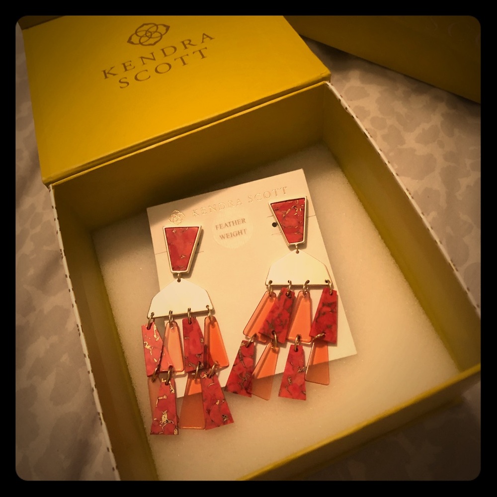 Rechelle statement earrings gold/red mix